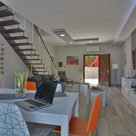 Bed & Breakfast Da Carlo Scillato (Sicily)